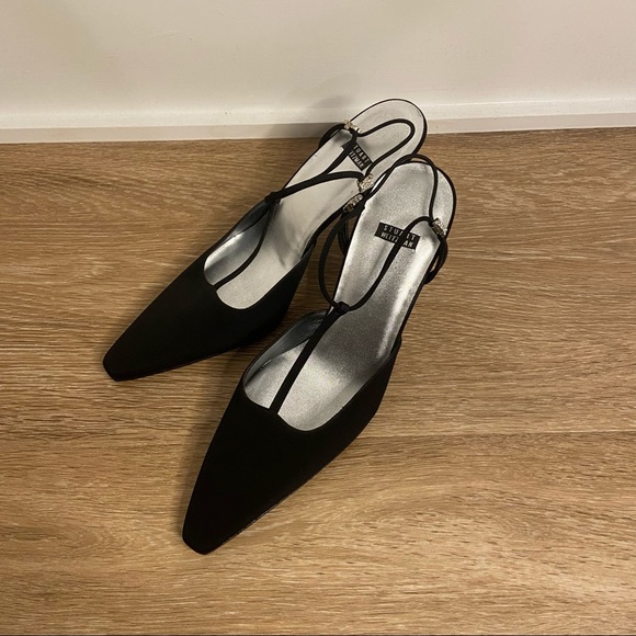 Stuart Weitzman Point Kitten Heels - Picture 2 of 5
